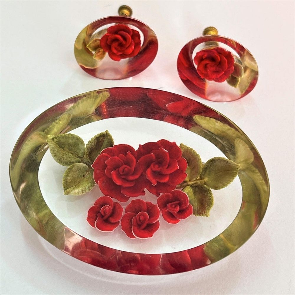 Reverse Carved Vintage Brooch & Earrings 50s